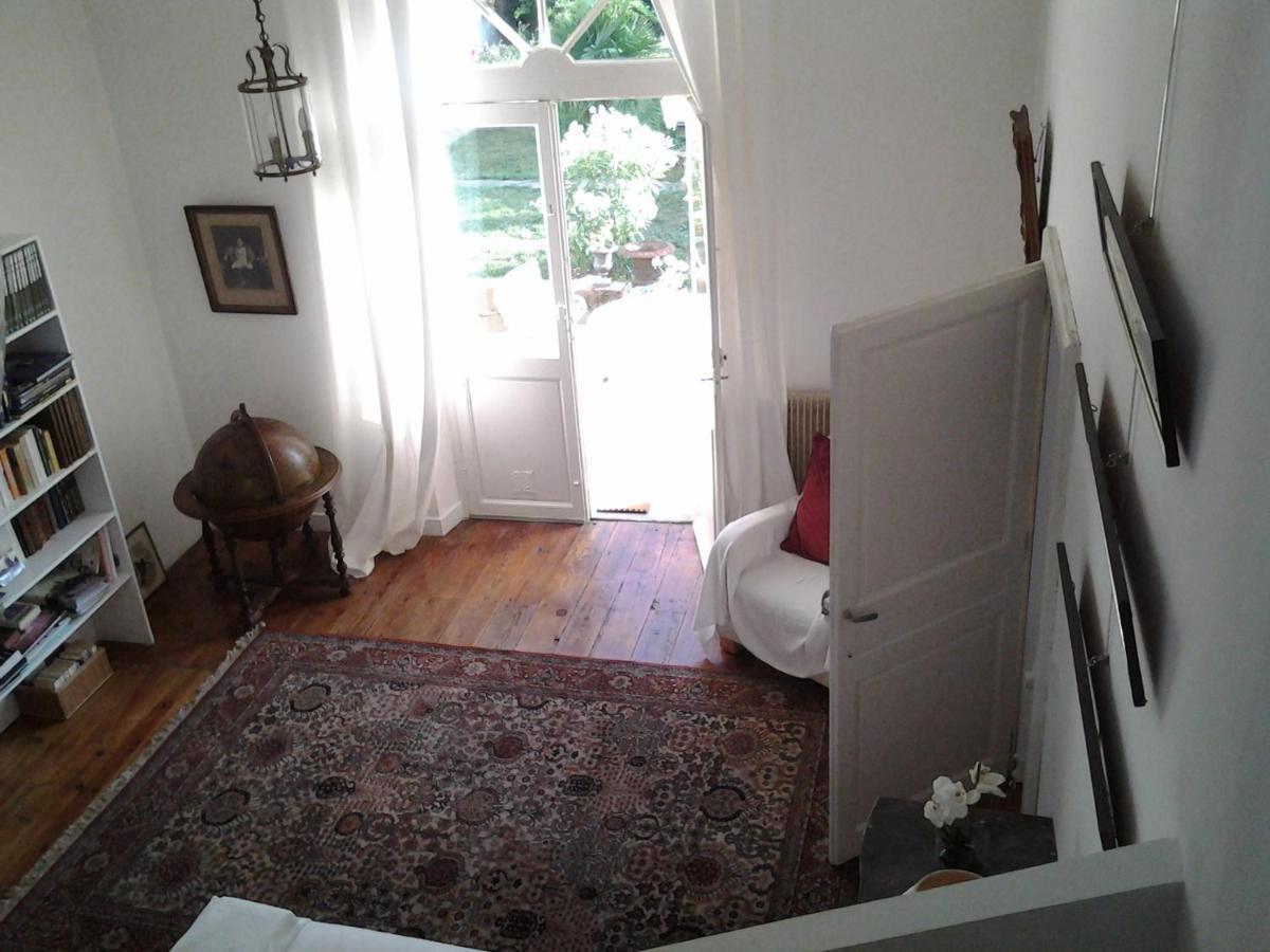 L'Ecrin Bed & Breakfast Villeneuve-sur-Lot Exterior photo